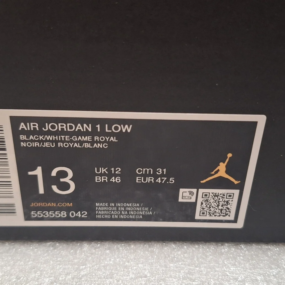 Air Jordan 1 Low - Picture 7 of 8